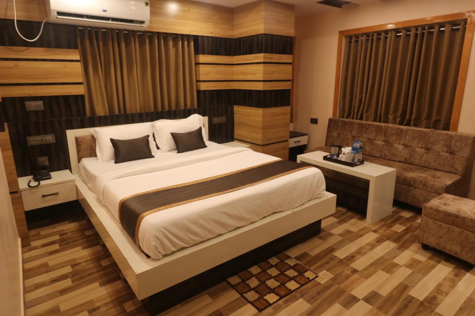 Mohar Residency Hotel Kalkutta Kültér fotó