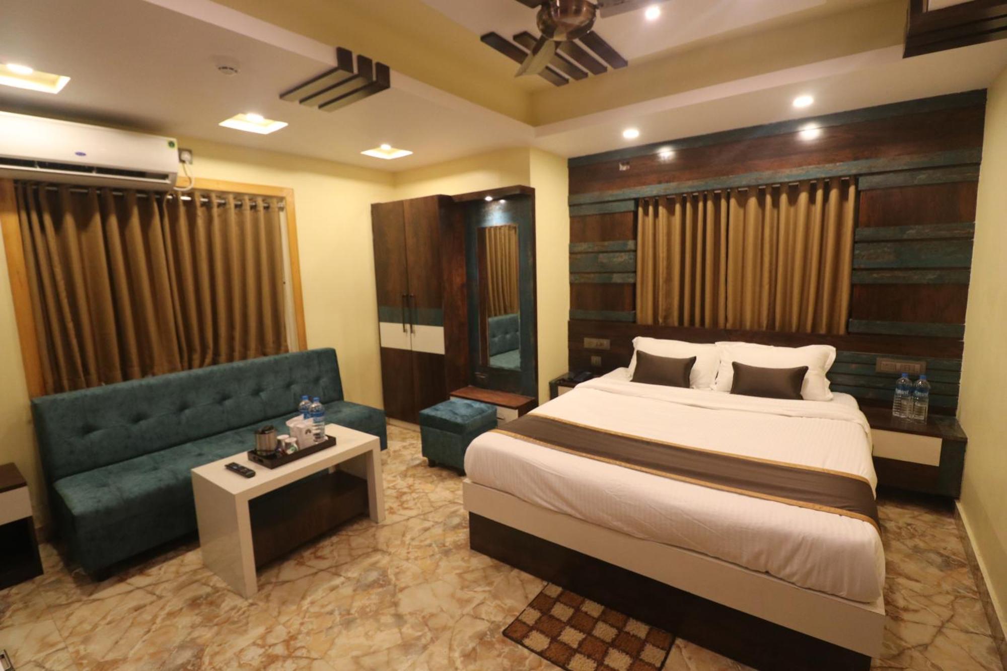 Mohar Residency Hotel Kalkutta Kültér fotó