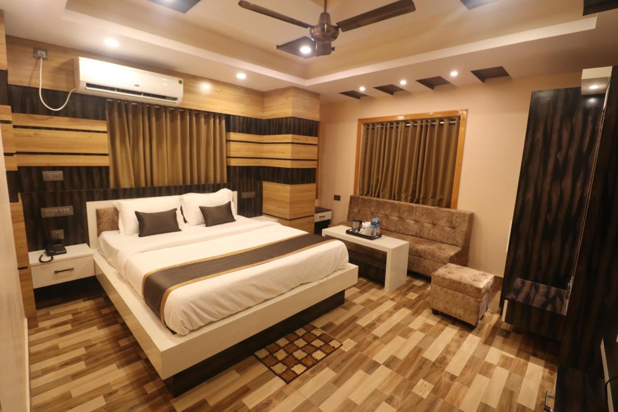 Mohar Residency Hotel Kalkutta Kültér fotó