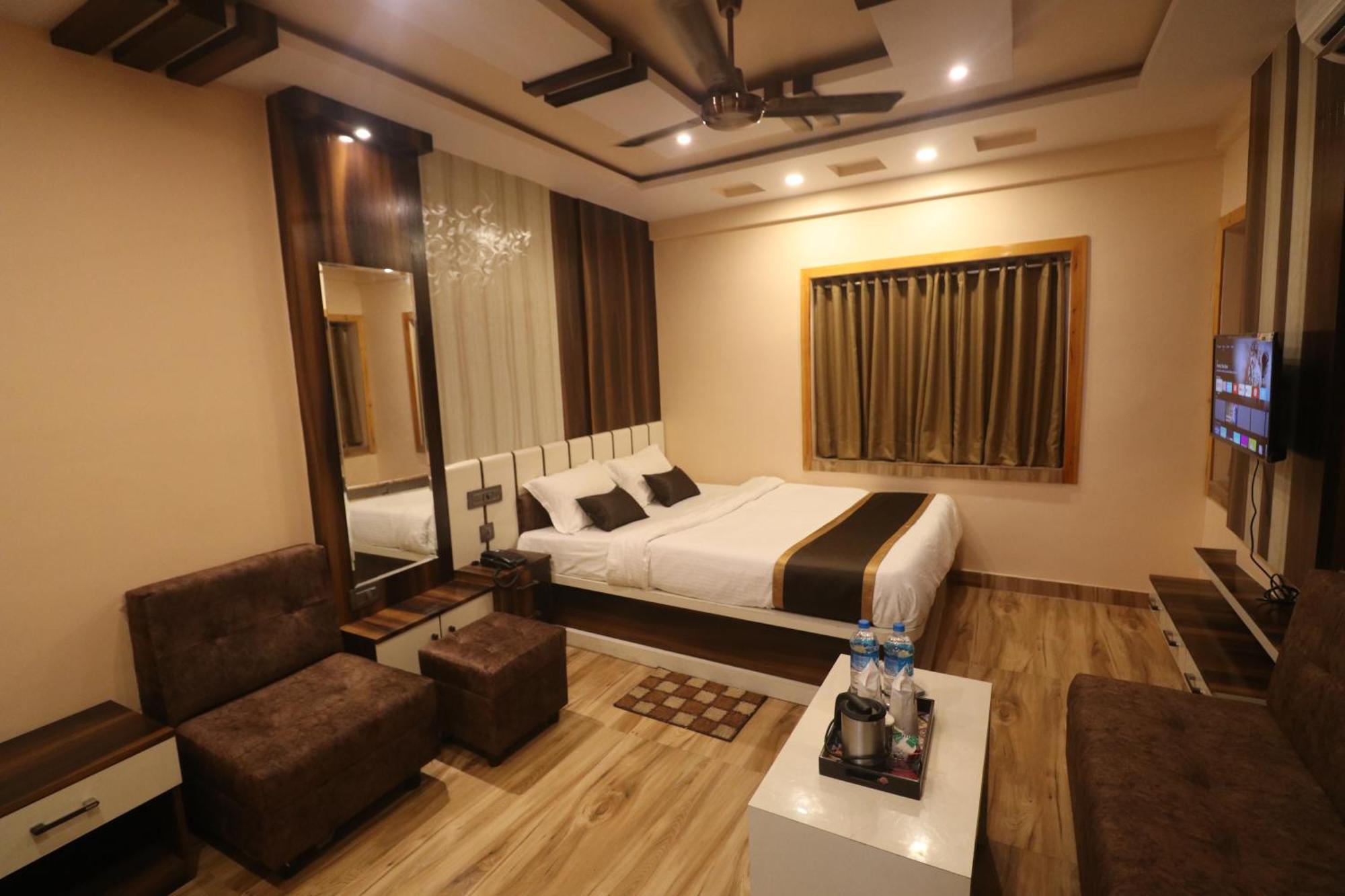 Mohar Residency Hotel Kalkutta Kültér fotó