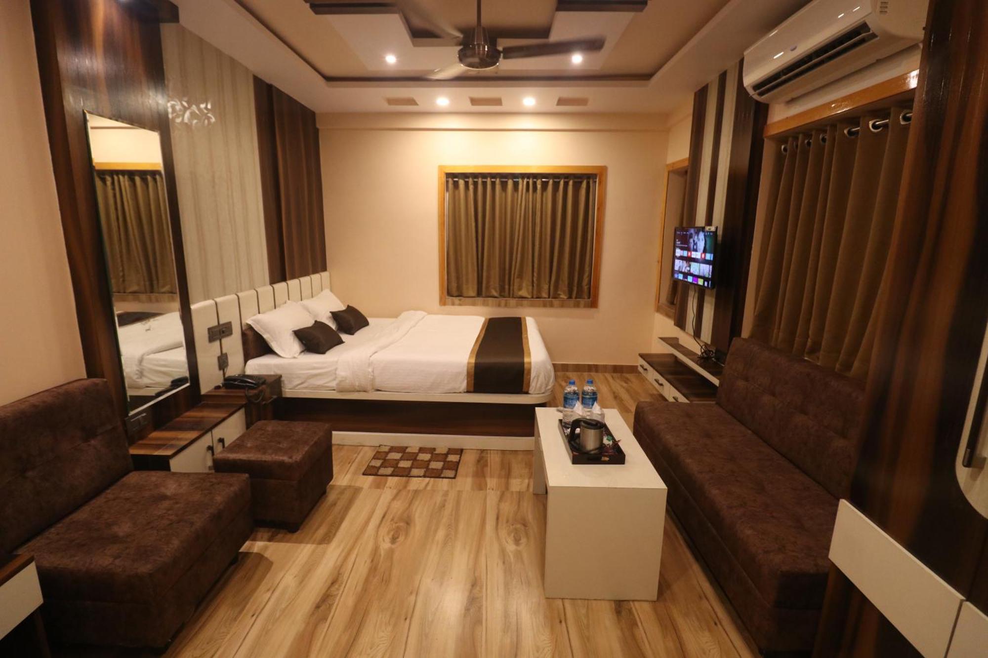Mohar Residency Hotel Kalkutta Kültér fotó