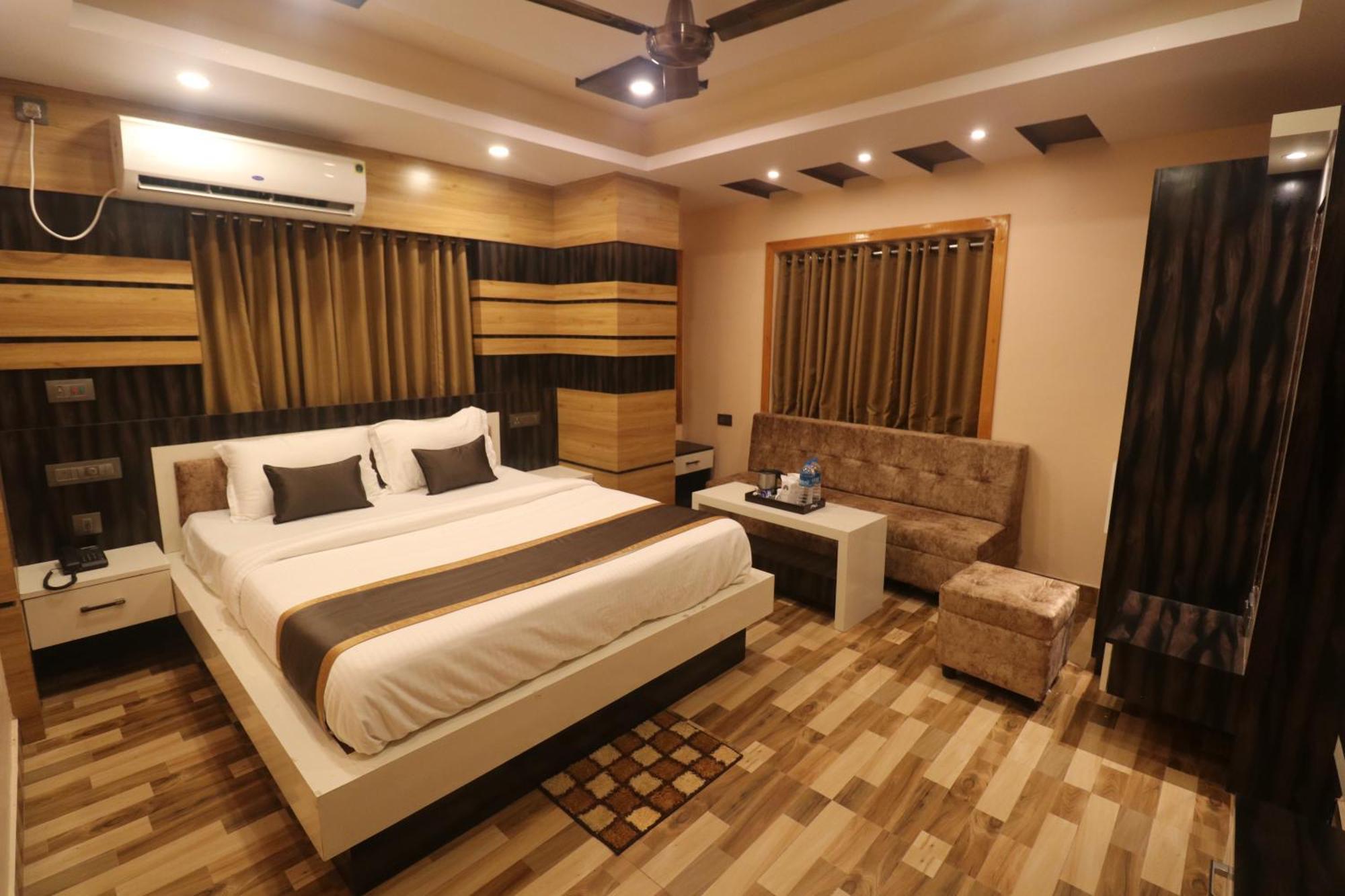 Mohar Residency Hotel Kalkutta Kültér fotó